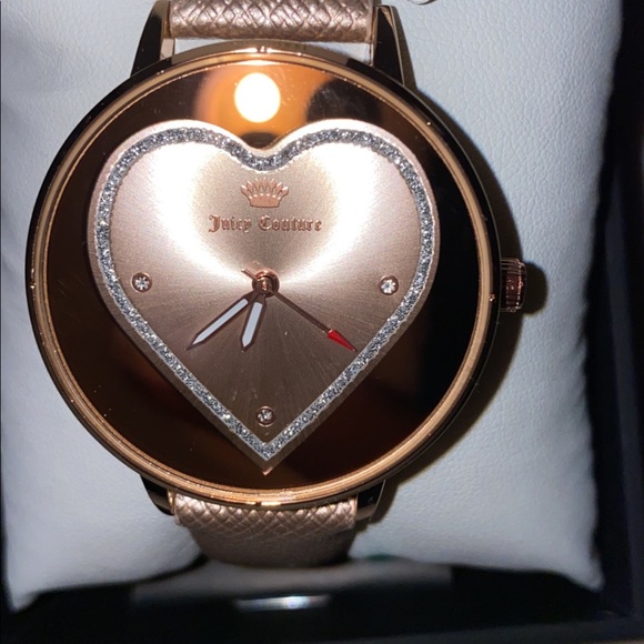 🔥Juicy Couture crystal heart Watch.🔥🔥🔥 - Picture 2 of 7